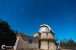 ↑12月14日，国家天文台兴隆观测站星陨如雨。（多张照片叠加）CICPHOTO/李琛 摄 - 安徽网络电视台
