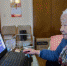 93岁奶奶玩网游20多年 让子女花钱买银子赚积分 - 安徽网络电视台