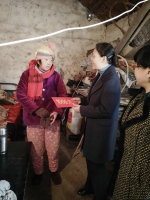 宿州市妇联到灵璧县、泗县慰问贫困妇女及调研妇女创业扶持项目 - 妇联