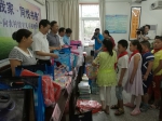 明光市妇联举办“我爱我家•同悦书香” 向农村留守儿童捐赠图书活动 - 妇联