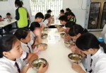 石台县3800名农村学生吃上丰富可口的营养午餐 - 妇联