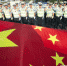 10月1日大队民警在大队上岗前面向国旗宣誓，确保十九大期间辖区交通秩序井然有序群众满意。 - 安徽新闻网
