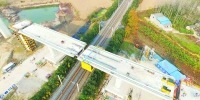 商合杭铁路阜阳特大桥上跨京九线，历时1小时对接成功 - 合肥在线