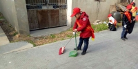 鲁港村组织开展“做一天小环卫工人-清洁鲁港美化家园“志愿者服务活动 - 安徽新闻网