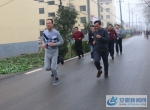 义安区胥坝乡举行迎新年跑步比赛 - 安徽新闻网