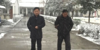 图为镇党委副书记、镇长杨亚辉(左一)冒雪到镇敬老院了解院民生活、食宿和安全保障落实情况。 - 安徽新闻网