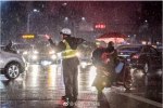 安徽公安出动警力6.8万余人次 全力以赴抗冰雪保安全护稳定 - 公安厅