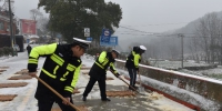 风雪中的坚守 宿松交警抗雪救灾工作纪实 - 安徽新闻网