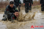 燃爆了！武警安徽省总队开启极限训练“魔鬼周” - 中安在线