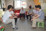 省红会组织党员赴千坪村开展走访慰问和志愿服务活动 - 红十字会