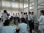 校领导带队赴泗县看望慰问学生 - 安徽科技学院