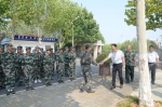 军训系列报道之二： 刘建中在中秋节看望军训新生并慰问困难学生 - 合肥学院